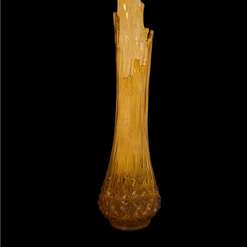 25.25”! Vintage MCM L.E. Smith swung glass vase 25.25” H x 7” W x  21.5” dia bas - Picture 8 of 10